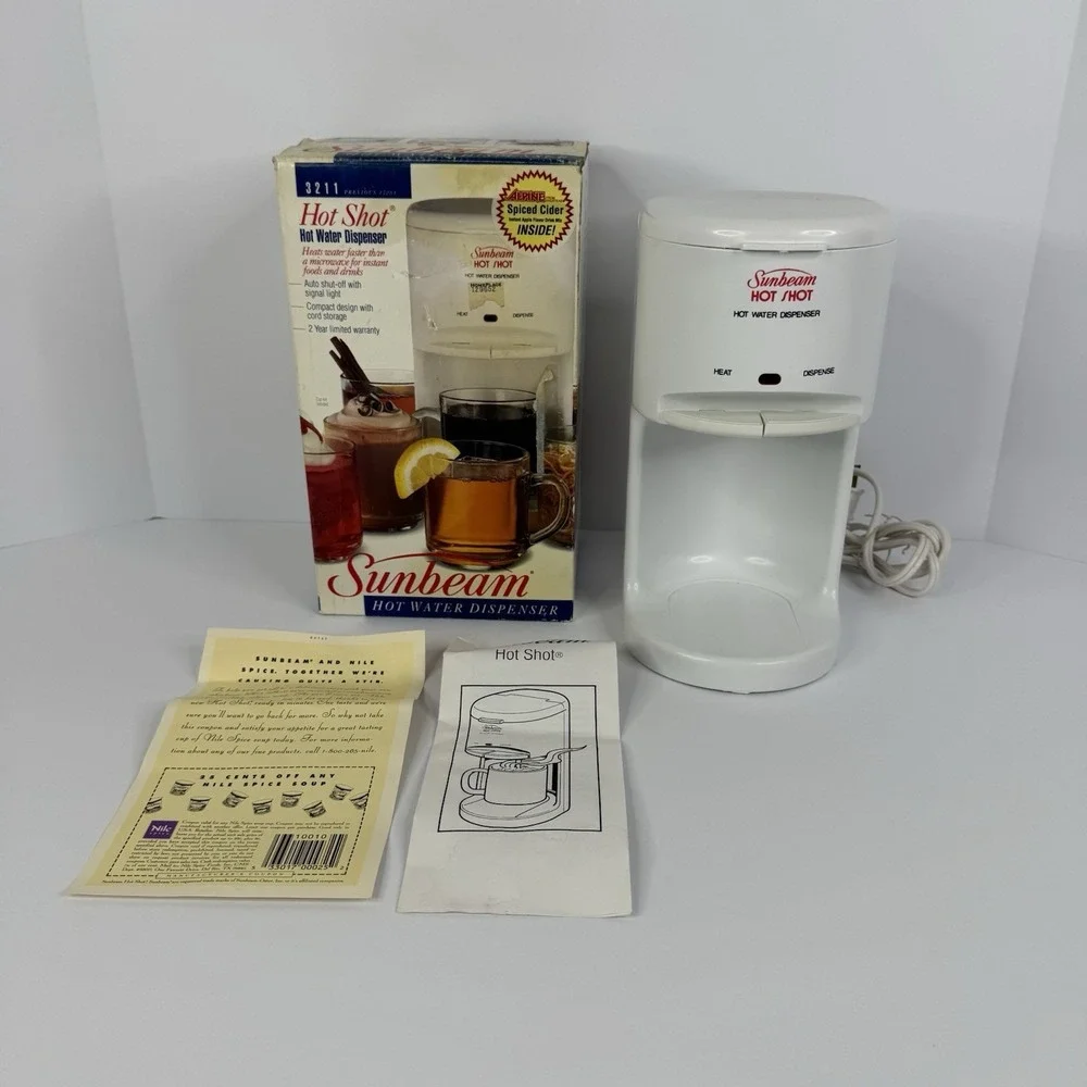 VTG Sunbeam Hot Shot Hot Water Dispenser 3211 White In Original Box Tested Works